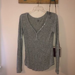 Kohl’s - Henley Tee